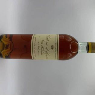 Sauternes Château Yquem 1967 fine wine bottle