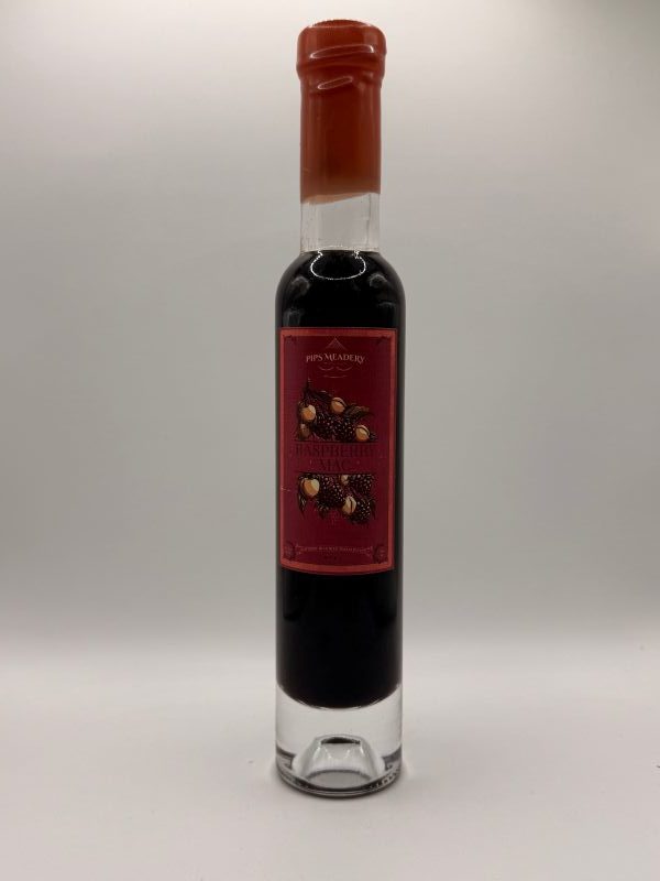 Pips Meadery Raspberry Mac