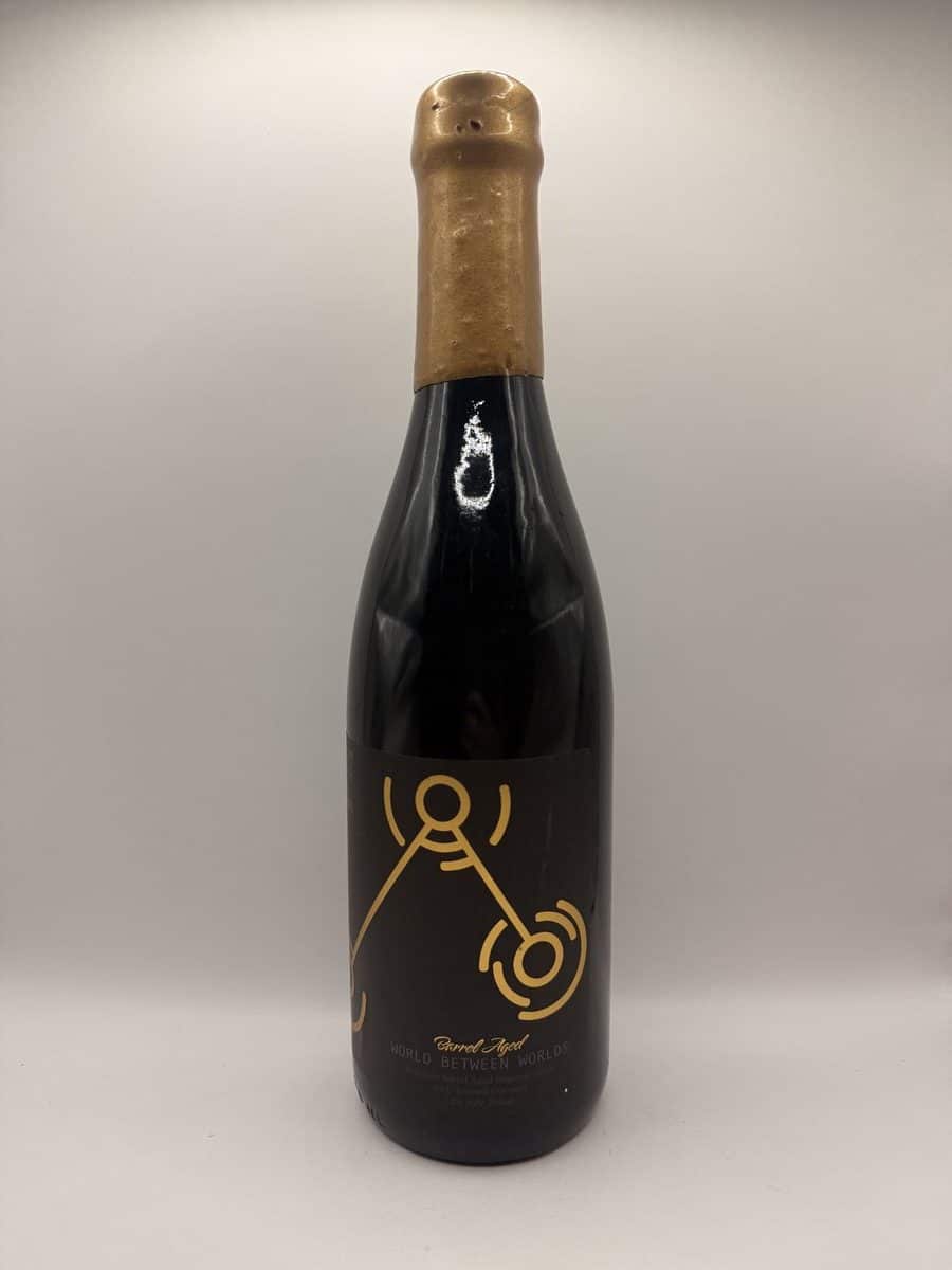 Arclight Brewing Barrel-Aged World Between Worlds 2022 | Imperial Pastry Stout